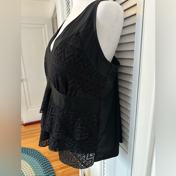 Sea Black Tankini top, 2XL - Picture 3 of 7